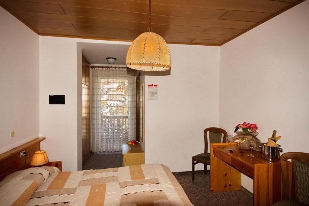 Hotel Vallechiara Moena Cameră foto